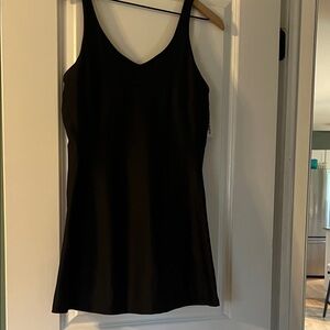 Old Navy Black Sleeveless V-Neck Active Dress double lined with shorts under